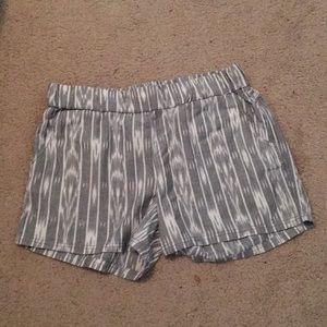Prana gray & white shorts, size L